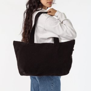 BD06 - Carry All Zip Tote